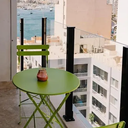 Daire Mainstreet Luxury 2